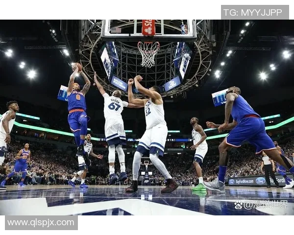 穿足球鞋征战NBA的球星们：他们如何挑战篮球界的常规与极限